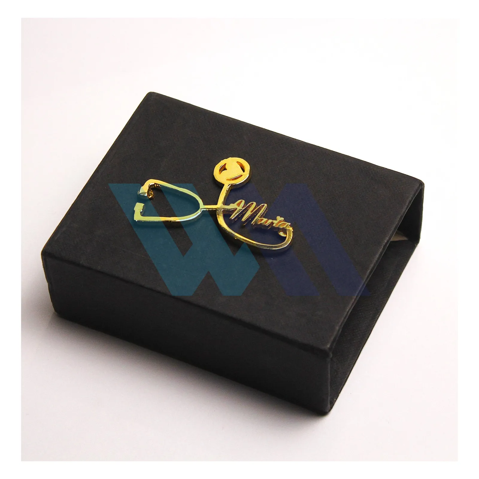 Stetho name pin, personalized stethoscope-shaped brooch with engraved name, best gift for doctors